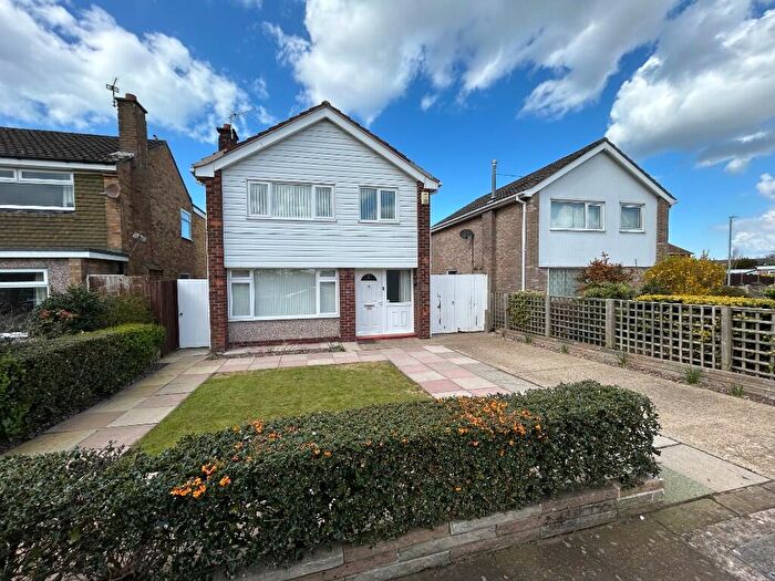 3 Bedroom Detached House For Sale In Gleneagles Drive, Southport, Merseyside, PR8