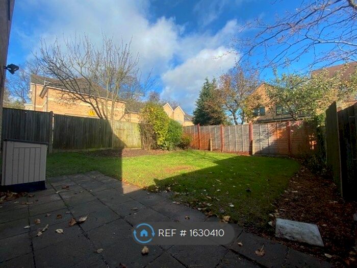 1 Bedroom Flat To Rent In Friern Barnet, London, N11
