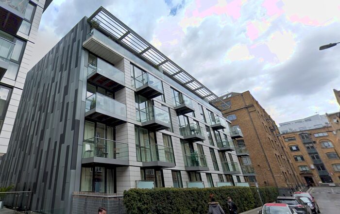 3 Bedroom Flat To Rent In Hoopers Street, Aldgate East, E1