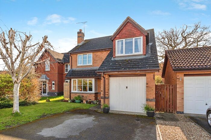 4 Bedroom Detached House For Sale In Foxall Way, Great Sutton, Ellesmere Port, Cheshire, CH66