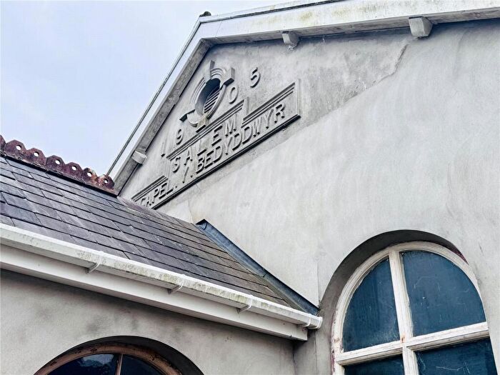 1 Bedroom Detached House For Sale In Campbell Road, Llandybie, Ammanford, Carmarthenshire, SA18