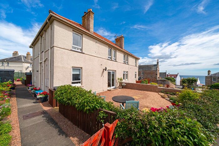 2 Bedroom Flat For Sale In Lamont Terrace, Crail, KY10