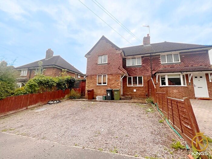 3 Bedroom Semi Detached House To Rent In Vernon Way, Guildford, GU2