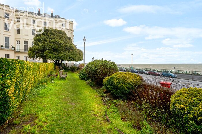 Studio To Rent In Eastern Terrace, Brighton, East Sussex, BN2