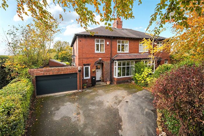 3 Bedroom Semi-Detached House For Sale In Manygates Lane, Wakefield, West Yorkshire, WF2