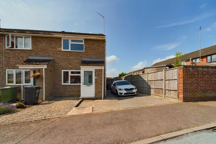 2 Bedroom End Of Terrace House To Rent In Shakespeare Way, Thetford, IP24