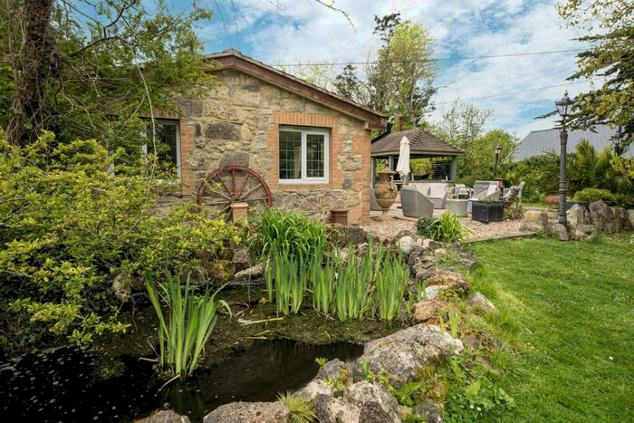 5 Bedroom Detached House For Sale In Ningwood, Isle Of Wight, PO30