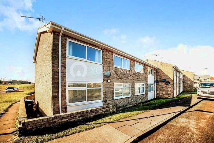 1 Bedroom Flat To Rent In Fairfields, Ryton, Tyne And Wear, NE40