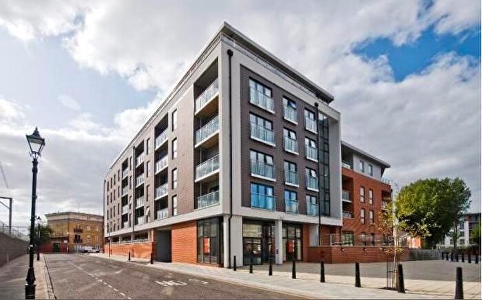 2 Bedroom Flat To Rent In Mostyn Grove, London, E3