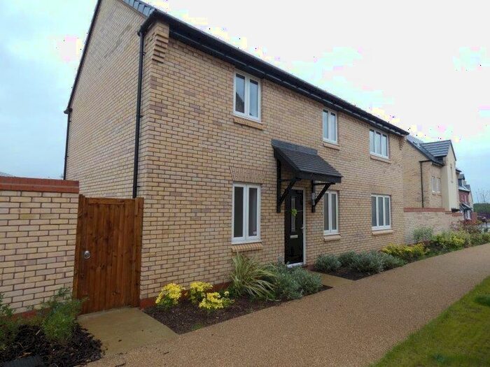 2 Bedroom Coach House To Rent In Horsetail Walk, Corby, Northamptonshire, NN17
