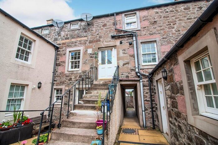 2 Bedroom Flat To Rent In E High Street, Newburgh, Cupar, Fife, KY14