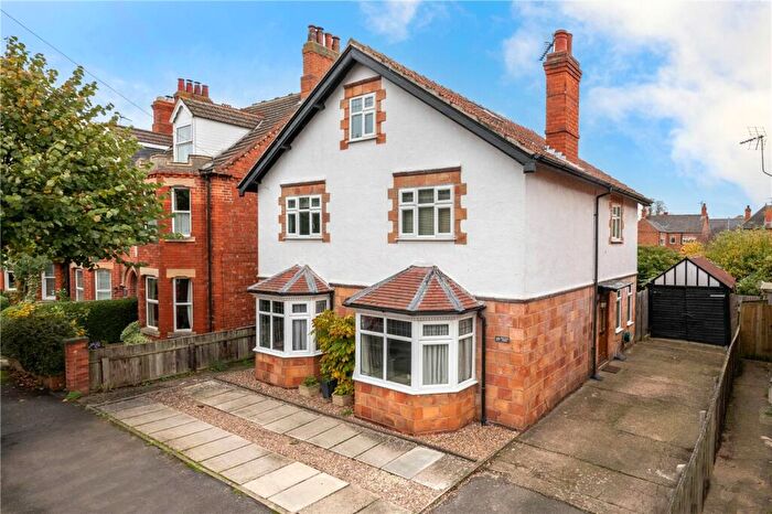 4 Bedroom Detached House For Sale In Victoria Avenue, Sleaford, Lincolnshire, NG34