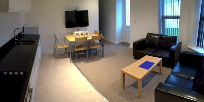 2 Bedroom Property To Rent In Thomas Lane, PL4