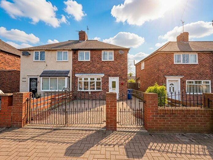 3 Bedroom Semi Detached House For Sale In Victoria Road East, Hebburn, NE31