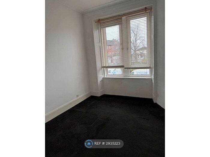 1 Bedroom Flat To Rent In Dyke St, Glasgow, G69