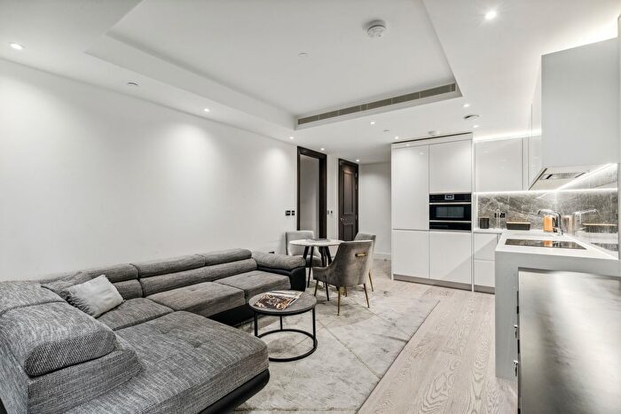 1 Bedroom Flat To Rent In Sherrin House, Warwick Lane, W14