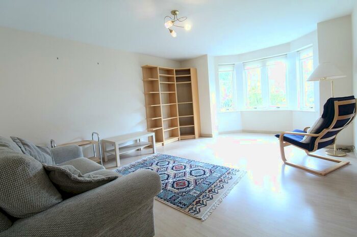 2 Bedroom Property To Rent In Fonthill Avenue, Aberdeen, AB11