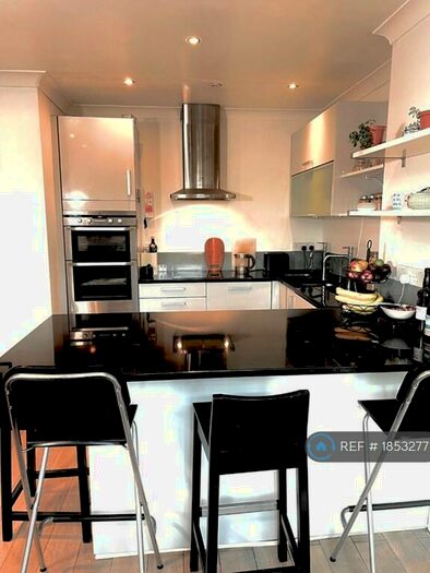 1 Bedroom Flat To Rent In Constantine Road, London, NW3
