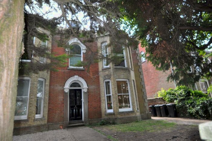 1 Bedroom Apartment To Rent In Ethelbert Road, Canterbury, CT1