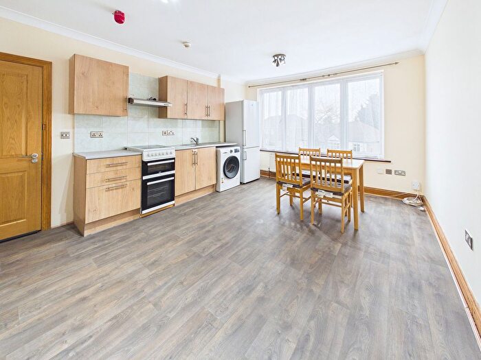 2 Bedroom Flat To Rent In Wembley Hill Road, Wembley, HA9