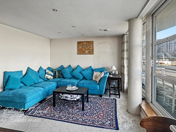 2 Bedroom Apartment To Rent In Manchester Road, London, E14