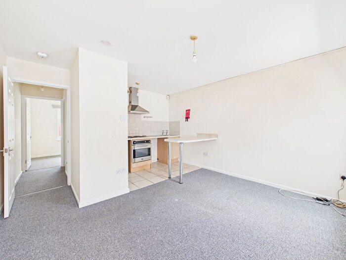 1 Bedroom Flat To Rent In High Street, Gloucester, GL1