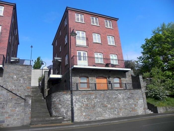 Studio To Rent In Meadow Bank, , Llandarcy, ., SA10