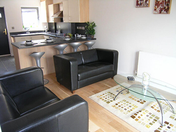 4 Bedroom House To Rent In Bentley Lane, Leeds, LS6