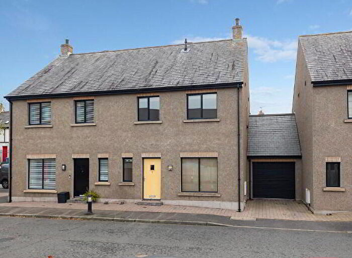 3 Bedroom Semi-Detached House For Sale In The Cottages, Comber, BT23
