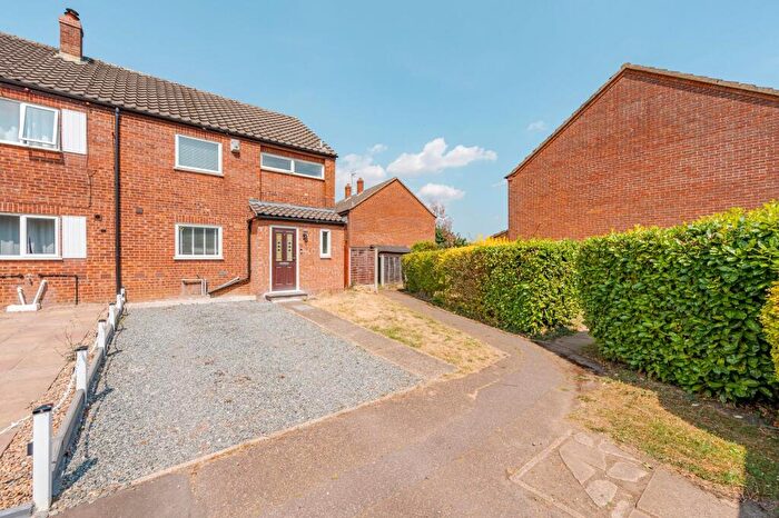 3 Bedroom End Of Terrace House For Sale In Yew Tree Court, Hockering, NR20