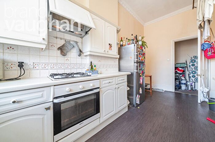 2 Bedroom Flat To Rent In Dyke Road, Brighton, East Sussex, BN1
