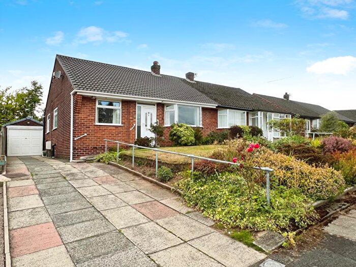 2 Bedroom Semi-Detached Bungalow For Sale In Well Grove, Whitefield, M45