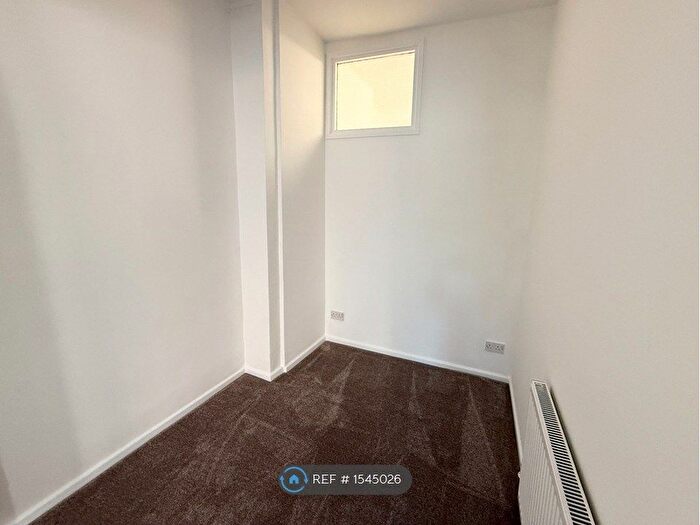1 Bedroom Flat To Rent In Alexandra Rd, Plymouth, PL4