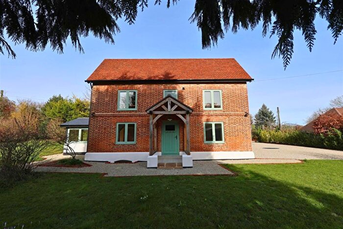 4 Bedroom Detached House To Rent In Shacklands Road, Shoreham, Sevenoaks, TN14