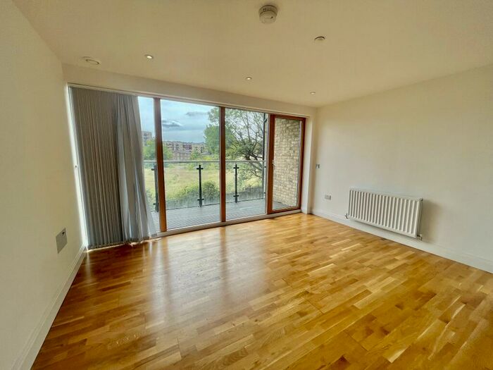 1 Bedroom Apartment To Rent In Woolwich, SE18