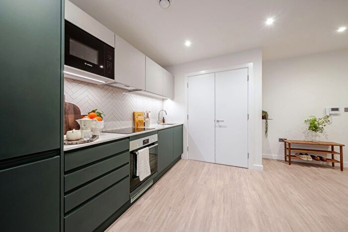 1 Bedroom Flat To Rent In Uncle Leeds, Whitehall Leeds, LS12