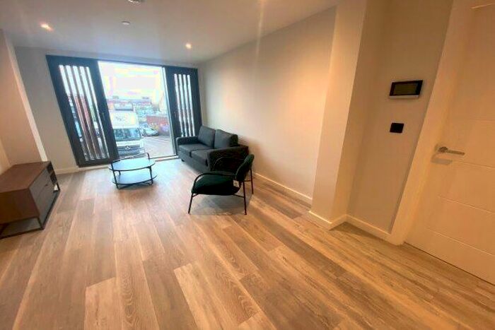 1 Bedroom Flat To Rent In Warwick Street, Deritend, Birmingham, B12