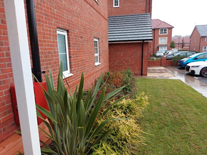 2 Bedroom Flat To Rent In Tawny Grove, Coventry, CV4