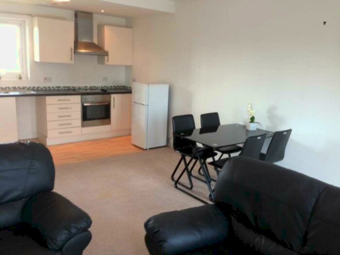 2 Bedroom Apartment To Rent In Albert Mill Oldfield Road, Salford, M5