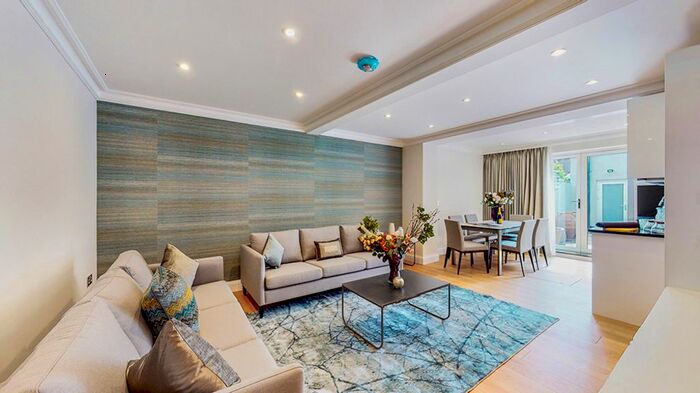 2 Bedroom Flat To Rent In Warwick Gardens, London, W14