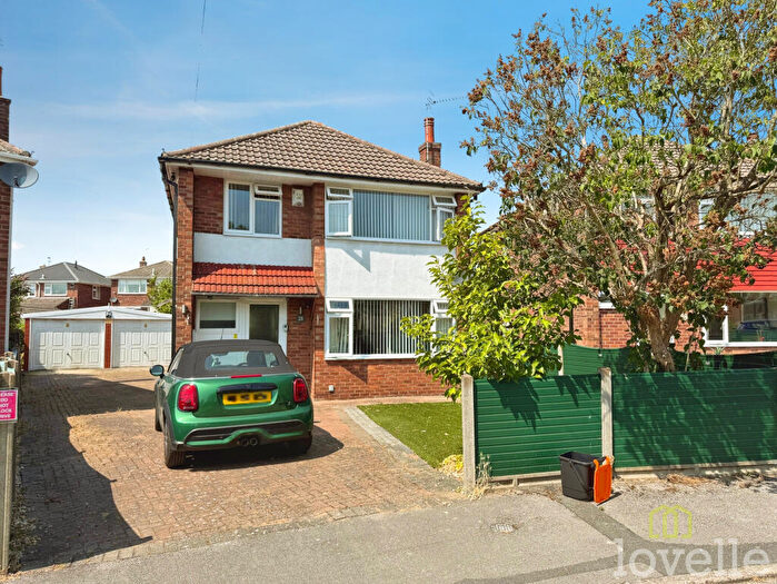 3 Bedroom Detached House For Sale In Ludford Crescent, Gainsborough, DN21