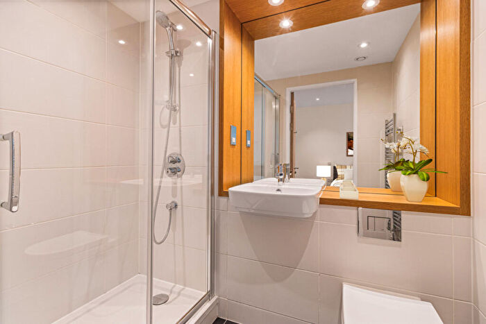 2 Bedroom Flat To Rent In Fizzy Canning Town, Barking Road, Canning Town, E16