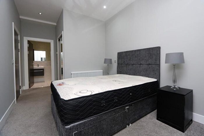 2 Bedroom Flat To Rent In Buchanan Street, Glasgow, G1