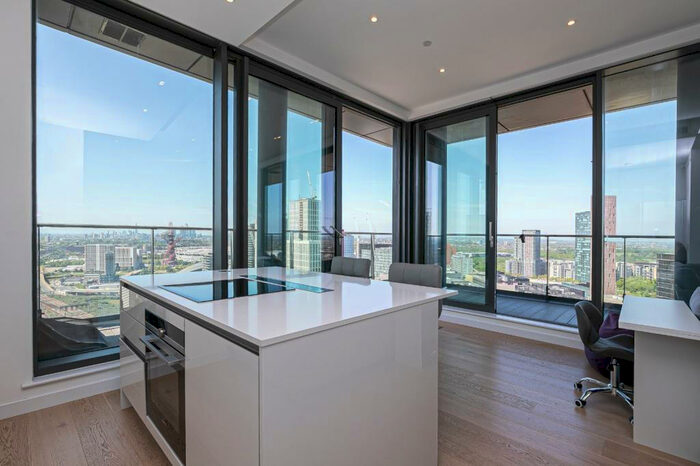 2 Bedroom Apartment To Rent In Legacy Tower, Great Eastern Road, London, E15