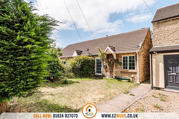 2 Bedroom Semi Detached Bungalow For Sale In Morton Grove, Dewsbury, WF12