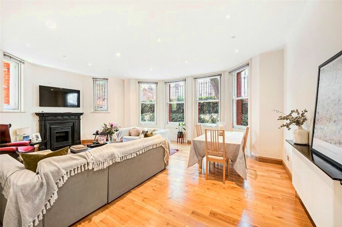 2 Bedroom Flat To Rent In Nevern Mansions, Warwick Road, London, SW5