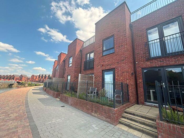 3 Bedroom Detached House To Rent In All Saints Road, LE3