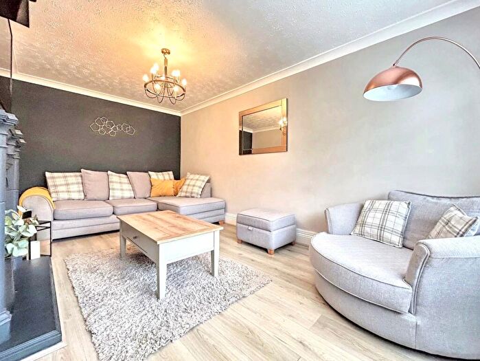 2 Bedroom Semi-Detached House For Sale In Hertford Place, Peterlee, Durham, SR8