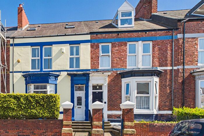 6 Bedroom Terraced House For Sale In Stanhope Road, South Shields, NE33