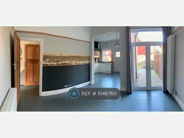 1 Bedroom Flat To Rent In Old Road, London, SE13